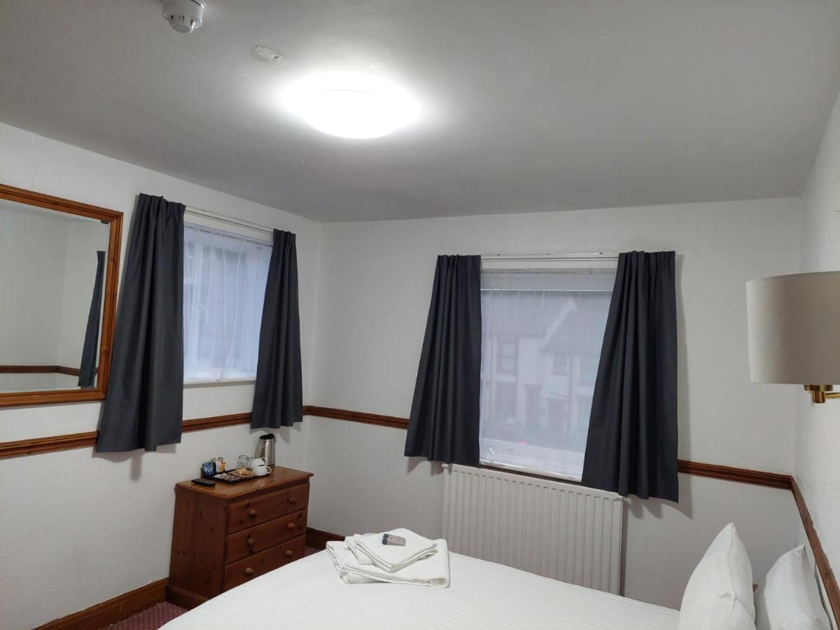 Twa Dogs Inn Keswick  Eksteriør bilde